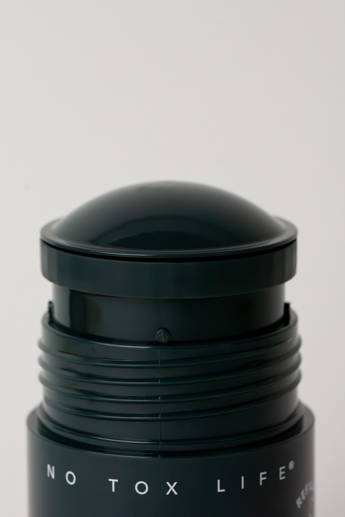 SOLIDSILK® Refillable Deodorant (Earl Grey) - Extra Strength - No Tox Life® - MamaP bamboo toothbrush