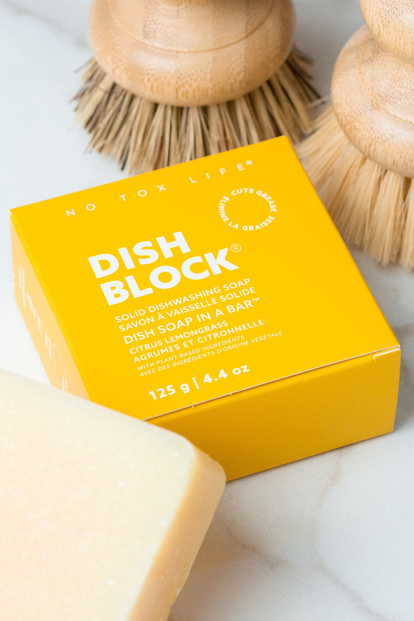 DISH BLOCK® solid dish soap - 4.4 oz (125g) bar - Citrus Lemongrass - No Tox Life® - MamaP bamboo toothbrush